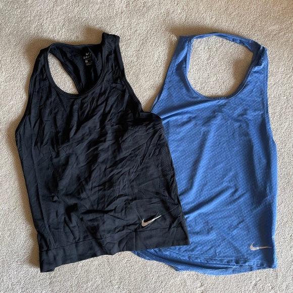 Nike Tops Nike Womens Workout Tanktops Set Of 2 Poshmark